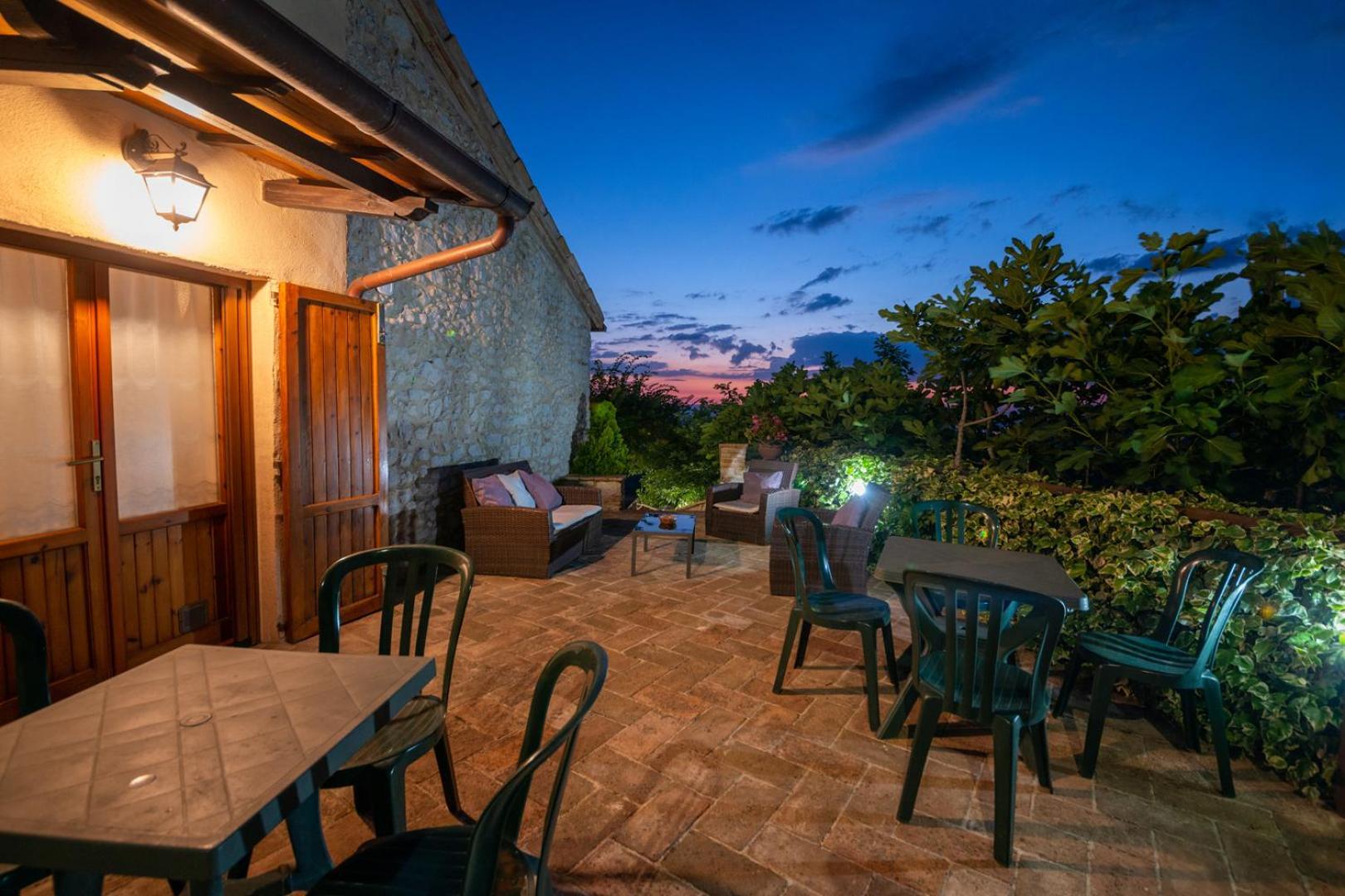 Le Tradizioni Casa Vacanze Trevi Exterior photo